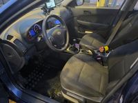 Second-hand Hyundai i30 105 CP (77 kW) 2009 Albastru Hatchback