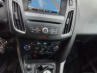 Second-hand Ford Focus 100 CP (73 kW) 2014 Negru Hatchback