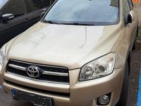 Second-hand Toyota RAV4 150 CP (110 kW) 2010 Culoarebej SUV