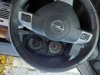 Second-hand Opel Astra 90 CP (66 kW) 2010 Hatchback