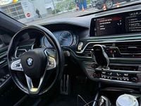 Second-hand BMW 750 Exclusive 530 CP (389 kW) 2018 Culoarenegru Berlinǎ