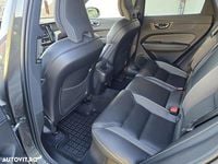 Second-hand Volvo XC60 R-Design 197 CP (144 kW) 2019 Culoaremaro SUV