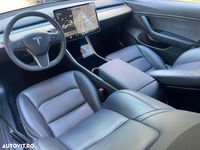 Second-hand Tesla Model 3 365 kW (497 CP) 2019 Culoaregri Berlinǎ