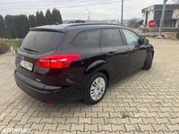 Second-hand Ford Focus Cool & Connect 125 CP (91 kW) 2018 Culoarenegru Break
