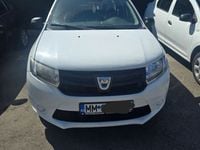 Second-hand Dacia Logan Lauréate 75 CP (55 kW) 2016 Alb Berlinǎ