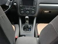 Second-hand VW Golf VI 105 CP (77 kW) 2008 Hatchback