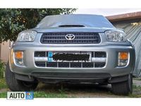 Second-hand Toyota RAV4 115 CP (84 kW) 2003 Argintiu SUV