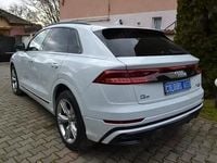 Second-hand Audi Q8 S-Line 285 CP (209 kW) 2021 Alb SUV