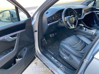 second-hand VW Touareg V6 2018 3.0 Diesel 286 CP 134.300 km - 47.500 EUR - leasing auto
