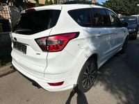 Second-hand Ford Kuga ST-Line 150 CP (110 kW) 2019 Culoarealb SUV