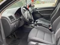 Second-hand VW Golf IV 105 CP (77 kW) 2006 Berlinǎ