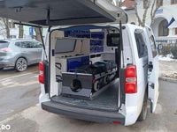 Second-hand Opel Vivaro 180 CP (132 kW) 2023 Culoarealb Monovolum