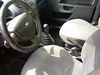 Second-hand Ford Fiesta 75 CP (55 kW) 2006 Albastru Hatchback