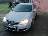 Second-hand VW Jetta 105 CP (77 kW) 2008 Berlinǎ