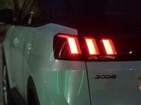 Second-hand Peugeot 3008 Allure 130 CP (95 kW) 2019 Culoarealb SUV