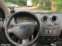 Second-hand Ford Fiesta 80 CP (58 kW) 2008 Argint Hatchback