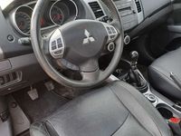 second-hand Mitsubishi Outlander 