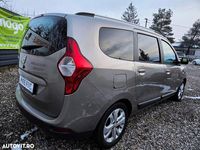 Second-hand Dacia Lodgy Prestige 109 CP (80 kW) 2015 Culoaremaro Monovolum