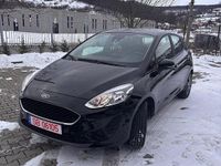 Second-hand Ford Fiesta Trend 85 CP (62 kW) 2019 Culoarenegru Hatchback