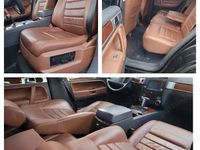 Second-hand VW Touareg 224 CP (164 kW) 2007 Negru SUV