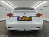 Second-hand Tesla Model 3 225 kW (306 CP) 2021 Culoarealb Berlinǎ