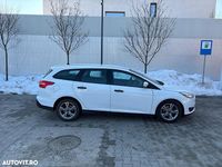 Second-hand Ford Focus 100 CP (73 kW) 2015 Culoarealb Break