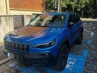 Second-hand Jeep Cherokee Trailhawk 272 CP (200 kW) 2019 Culoarealbastru SUV