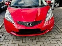 Second-hand Honda Jazz 73 CP (53 kW) 2009 Rosu Hatchback