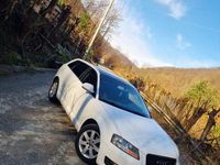 Second-hand Audi A3 S-Line 140 CP (102 kW) 2009 Culoarealb Hatchback