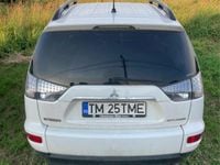 Second-hand Mitsubishi Outlander 156 CP (114 kW) 2011 Alb SUV