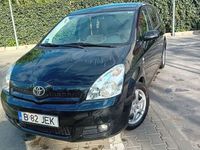 second-hand Toyota Corolla Verso 4D-4