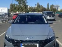 Second-hand Hyundai Elantra 123 CP (90 kW) 2023 Berlinǎ
