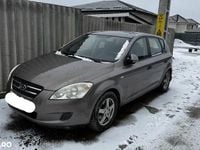 Second-hand Kia Ceed 109 CP (80 kW) 2007 Culoaremaro Hatchback