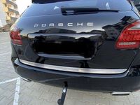 Second-hand Porsche Cayenne 245 CP (180 kW) 2011 Culoarenegru SUV