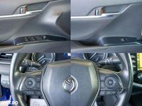 Second-hand Toyota Camry 218 CP (160 kW) 2020 Culoarealb Berlinǎ