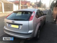 Second-hand Ford Focus 105 CP (77 kW) 2004 Gri Hatchback