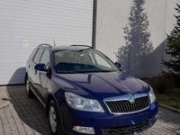 Second-hand Skoda Octavia 105 CP (77 kW) 2011 Culoarealbastru Break