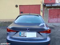 second-hand Lexus IS300h Seria