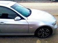 Second-hand BMW 320 163 CP (119 kW) 2006 Berlinǎ