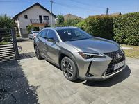 Second-hand Lexus UX 250h Luxury Line 184 CP (135 kW) 2021 Argintiu SUV