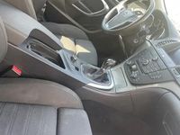 Second-hand Opel Insignia 131 CP (96 kW) 2010 Hatchback