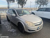 Second-hand Opel Astra 115 CP (84 kW) 2008 Gri Hatchback