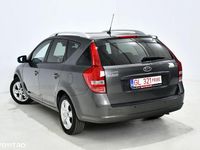 Second-hand Kia Ceed DREAM-TEAM Edition 115 CP (84 kW) 2011 Culoaregri Hatchback