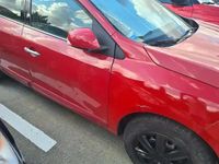 Second-hand Renault Fluence Privilege 110 CP (80 kW) 2011 Rosu Berlinǎ