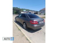 Second-hand Mercedes E200 136 CP (100 kW) 2011 Gri Berlinǎ