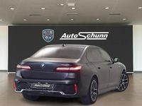 Second-hand BMW 750e Shadowline 489 CP (359 kW) 2025 Berlinǎ