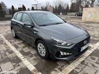 Second-hand Hyundai i30 Comfort 110 CP (80 kW) 2022 Culoaregri Hatchback