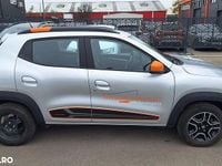 Second-hand Dacia Spring Essentiel 33 kW (45 CP) 2022 Culoareargint Hatchback