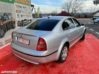 Second-hand Skoda Superb 155 CP (114 kW) 2003 Argint Berlinǎ