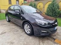 Second-hand Opel Astra 110 CP (80 kW) 2015 Negru Hatchback